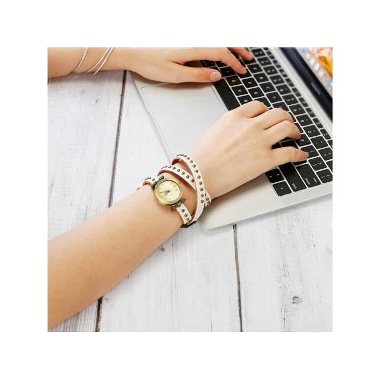 Fresh Fab Finds FFF-White-GPCT426 Fashionable Rivet Leather Belt Retro ...