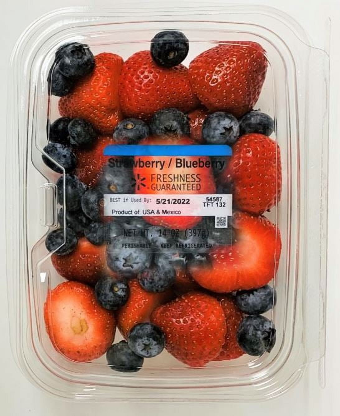 Freshness Guaranteed Strawberries & Blueberries 14 Oz