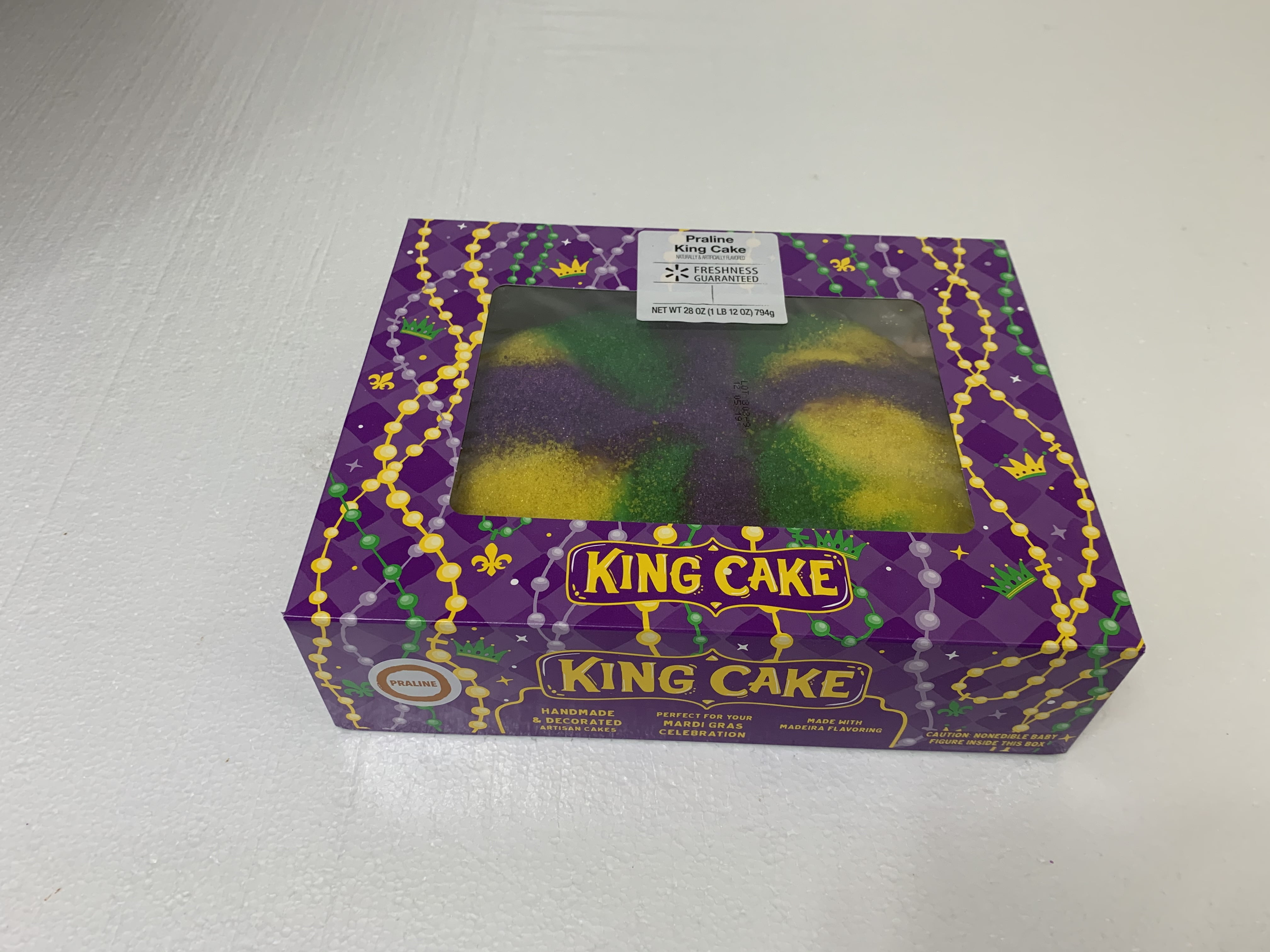Freshness Guaranteed *sml Praline King Cake