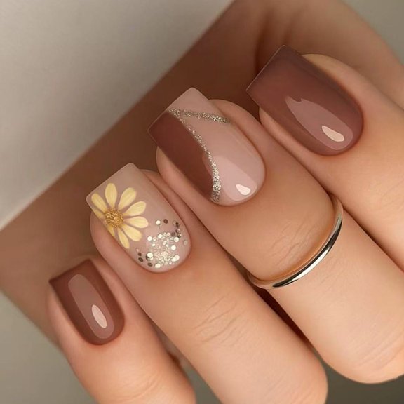 Friendly Daisys Themed Artificial Nails Coffee Tone Matte Finish Reusable Fake Nails For Sensitives Skin Quick Salon Alternative