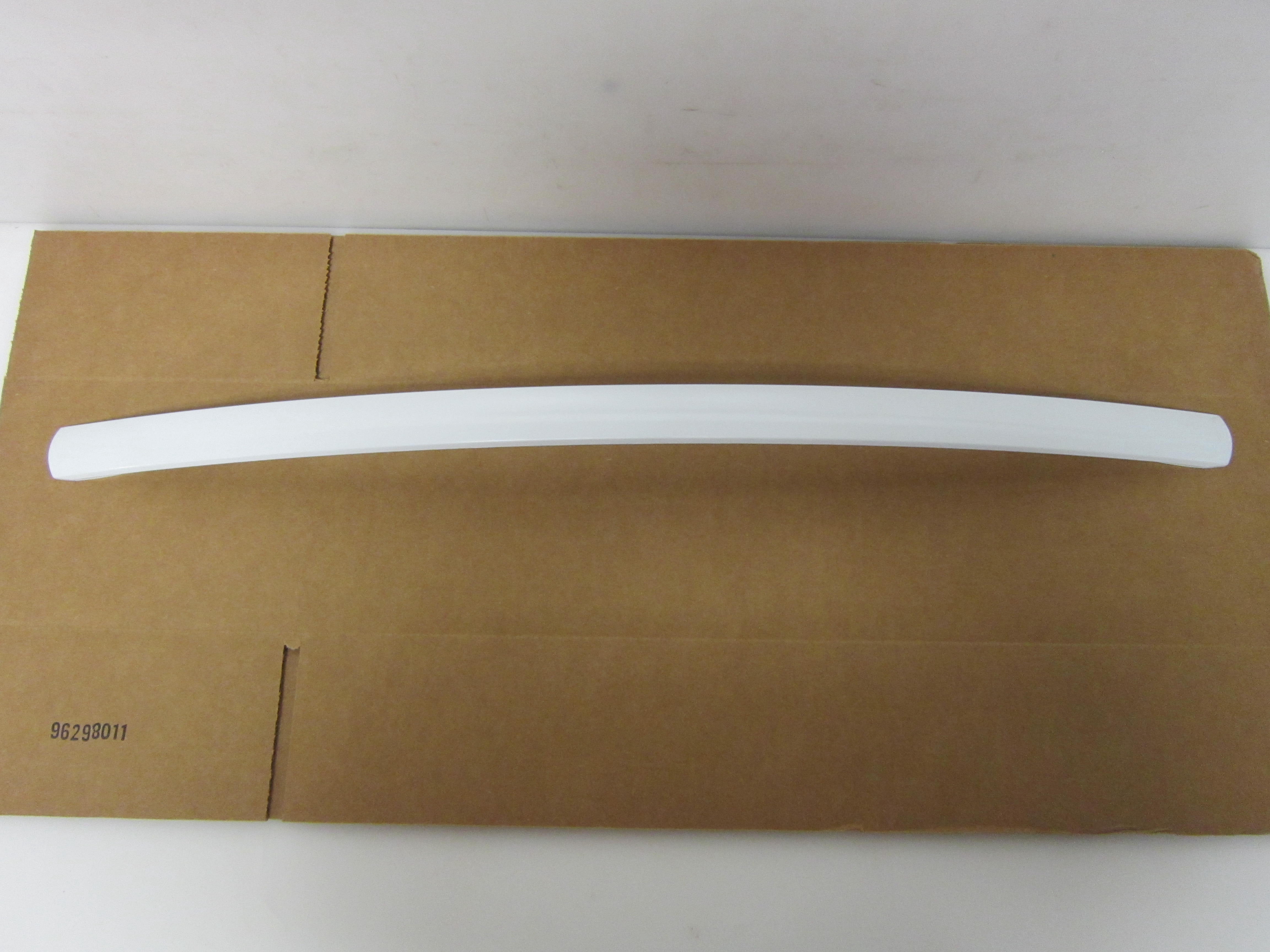 Frigidaire FFEF3054TWR Oven Door Handle Assembly 5304522047