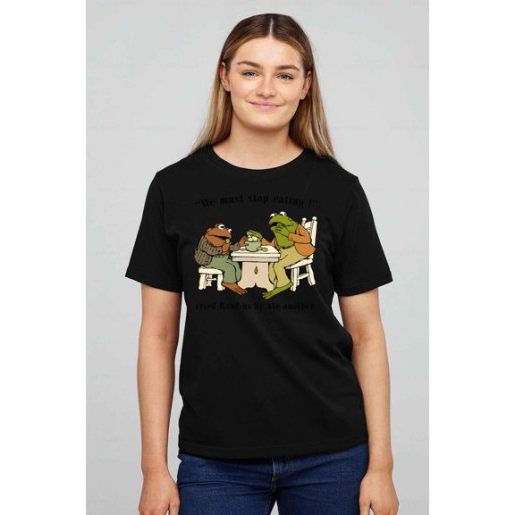 Frog and Toad Eating Cookies Vintage Children's Book T-shirt up to size 5XL.