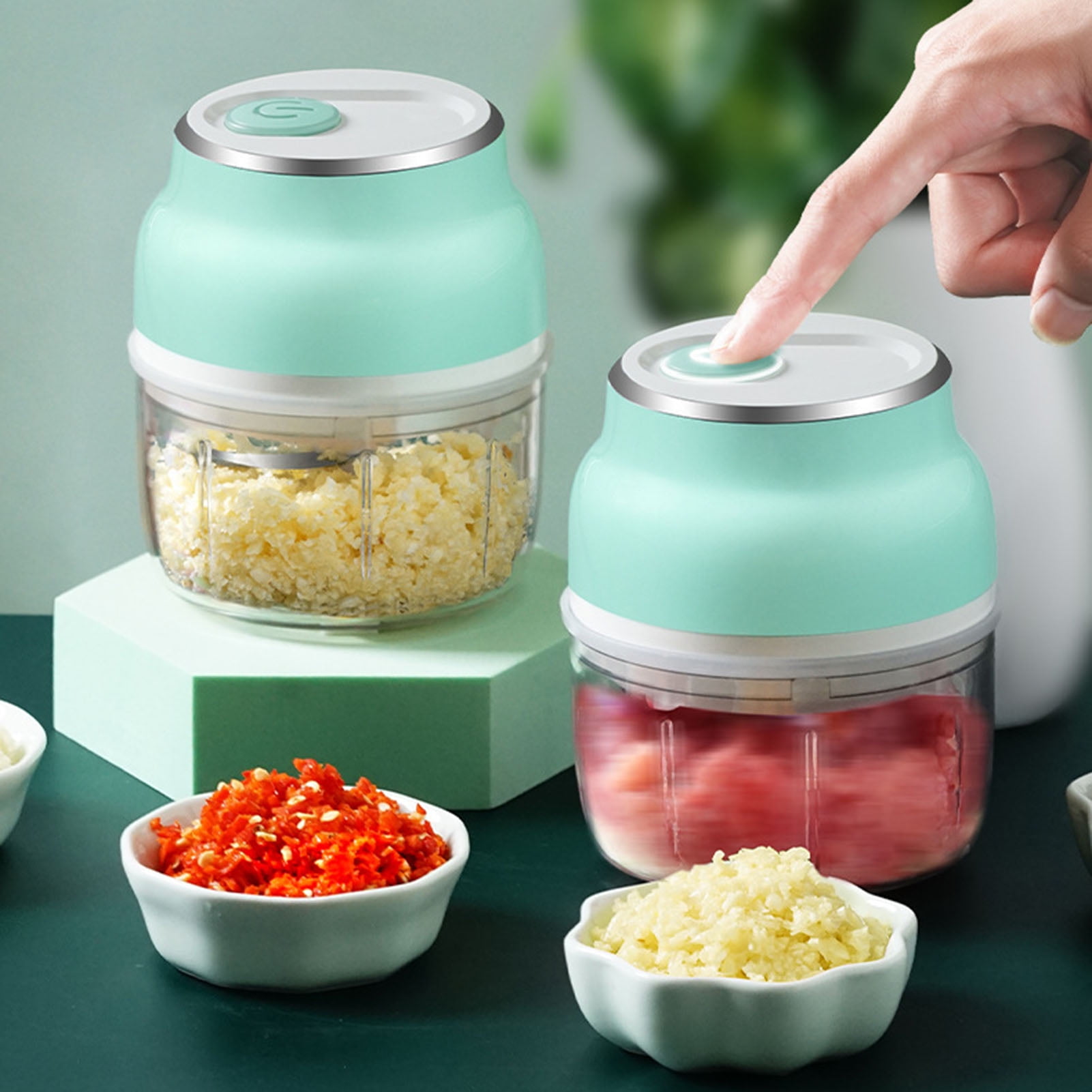 https://i5.walmartimages.com/seo/Frogued-Multifunctional-Mini-Electric-Wireless-Baby-Food-Supplement-Machine-Meat-Grinder-150ML_807f58e5-7ad5-40fc-ba56-02a3790cd117.113ef07fbd8821016f782fee7a679070.jpeg