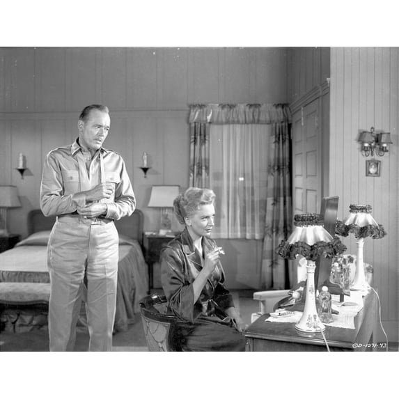 From Here To Eternity Man and Woman Talking Photo Print (8 x 10)