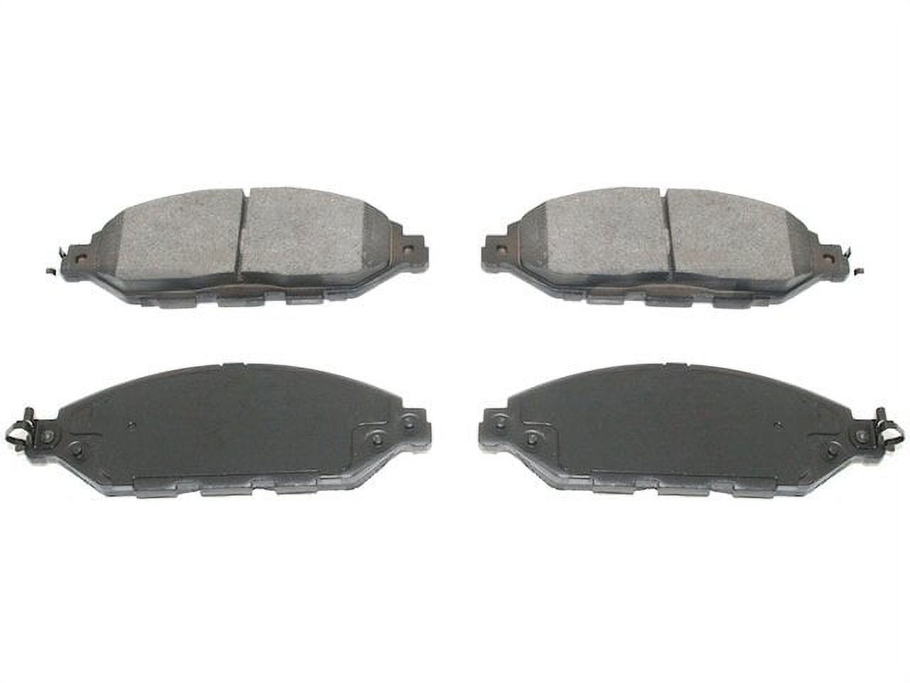 Front Ceramic Brake Pad w/Hardware for 2015 Nissan Pathfinder Infiniti Front Ceramic Brake Pad w/Hardware for 2015 Nissan Pathfinder Infiniti