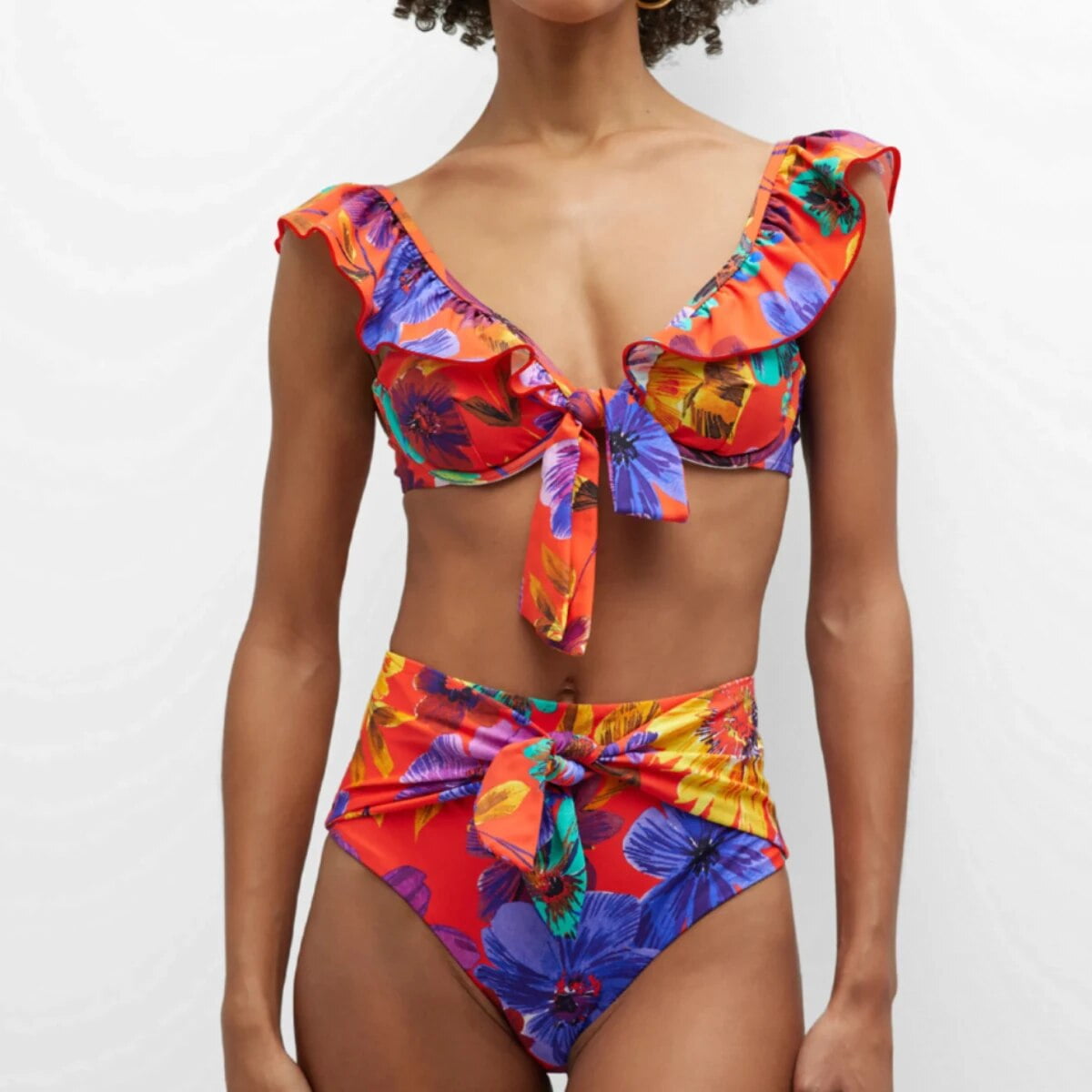 High waisted bikinitopjes kopen? ✔️ Tot 83% korting
