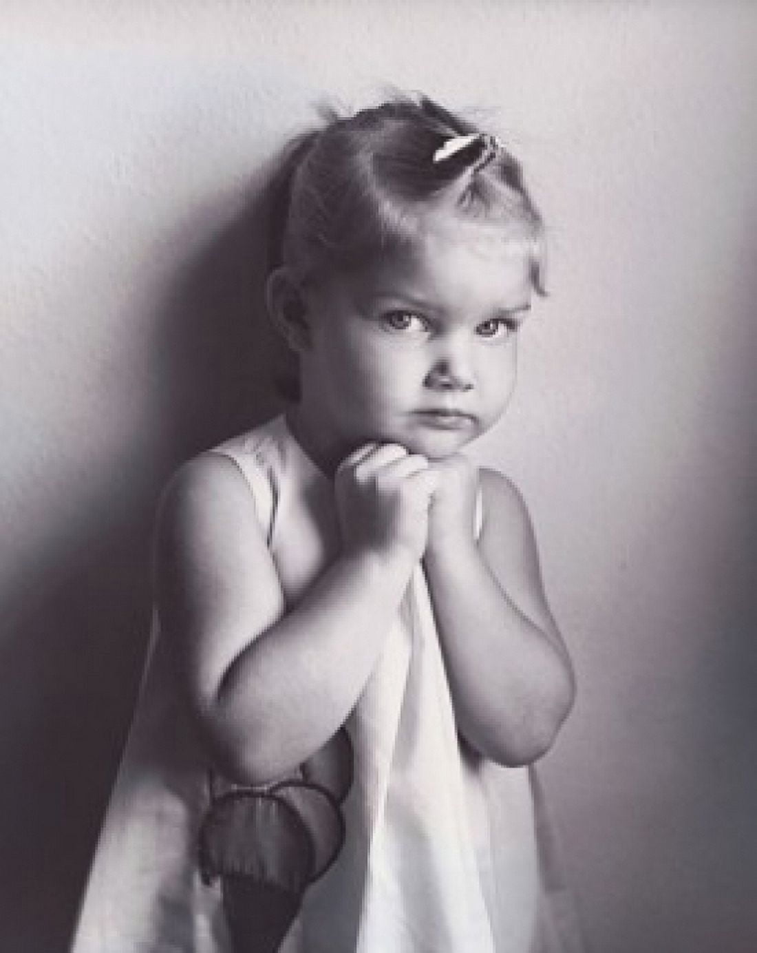 Front view of a girl looking scared Canvas Art - (24 x 36)
