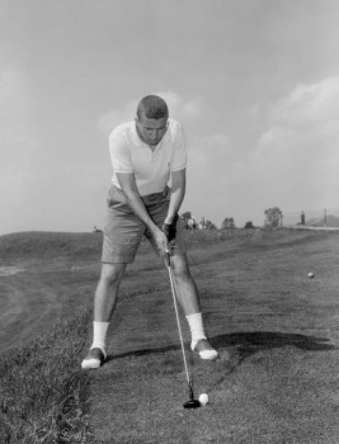 Front view of man playing golf Canvas Art - (24 x 36)
