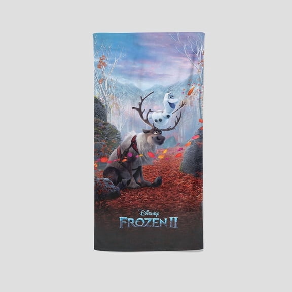 Frozen Girl Elsa's uniquely designed single-sided towel is a fantastic custom gift for fans. Perfect for gym, yoga, boxing, and sunbathing, it's 13.8"x28.7"35cm75cm.
