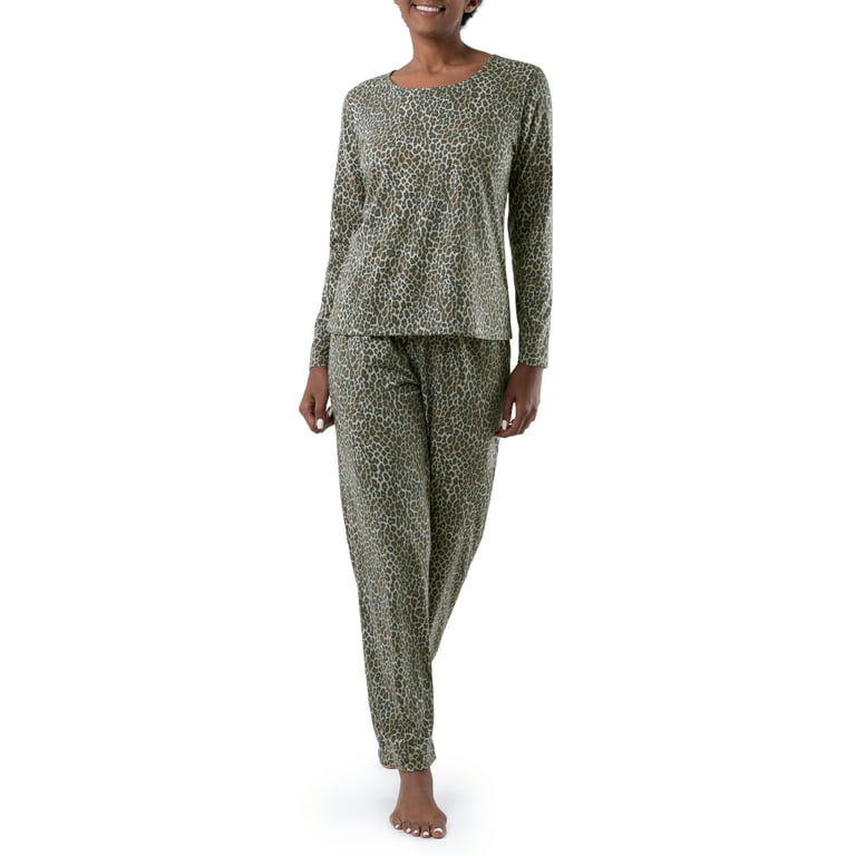 Women's light, breathable pajamas