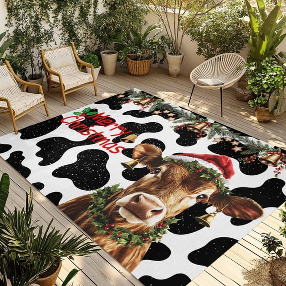 Fsddascl Christmas Outdoor Rug for Patio/Deck/Porch, Non-Slip Large Area Rug 6 x 9 Ft, Winter Cow Xmas Pine Branches Animals Print Indoor Outdoor Rugs Washable Area Rugs, Camping Rug Carpet Runner