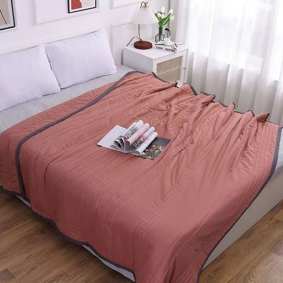 Fuebueo Clearance Cooling Comforter for Hot Sleepers and Night Sweats Twin/Queen/Queen/Standard/Full Size Breathable Soft Lightweight Blanket