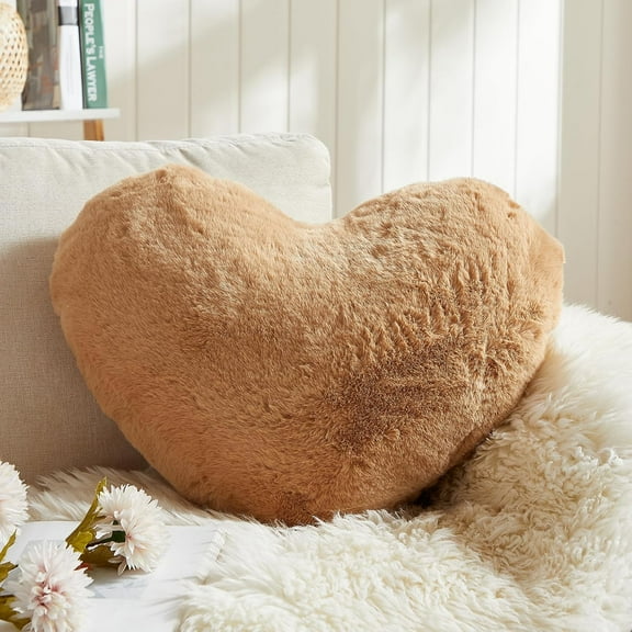 Fuebueo Heart Pillows, Christmas Heart Pillow, Khaki Heart Shaped Pillows, Love Throw Pillows Gifts, Ultra Soft Faux Rabbit Fur Small Pillows, Women Girls Kid Christmas Room Decor