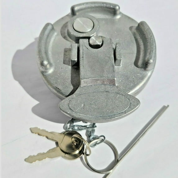 Fuel Cap Aluminum LEVER STYLE Locking Vented & Chain for PETERBILT MP-2606AC NEW