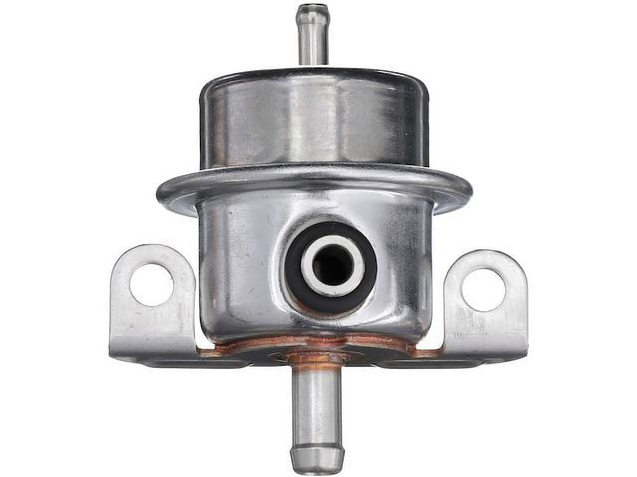 Fuel Pressure Regulator Compatible with 1993 1995 Volvo 850 1994