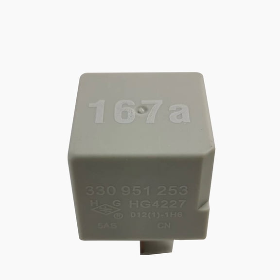 Fuel Pump Relay NO.167a 330951253 Fit for VW Santana Engine Control Relay