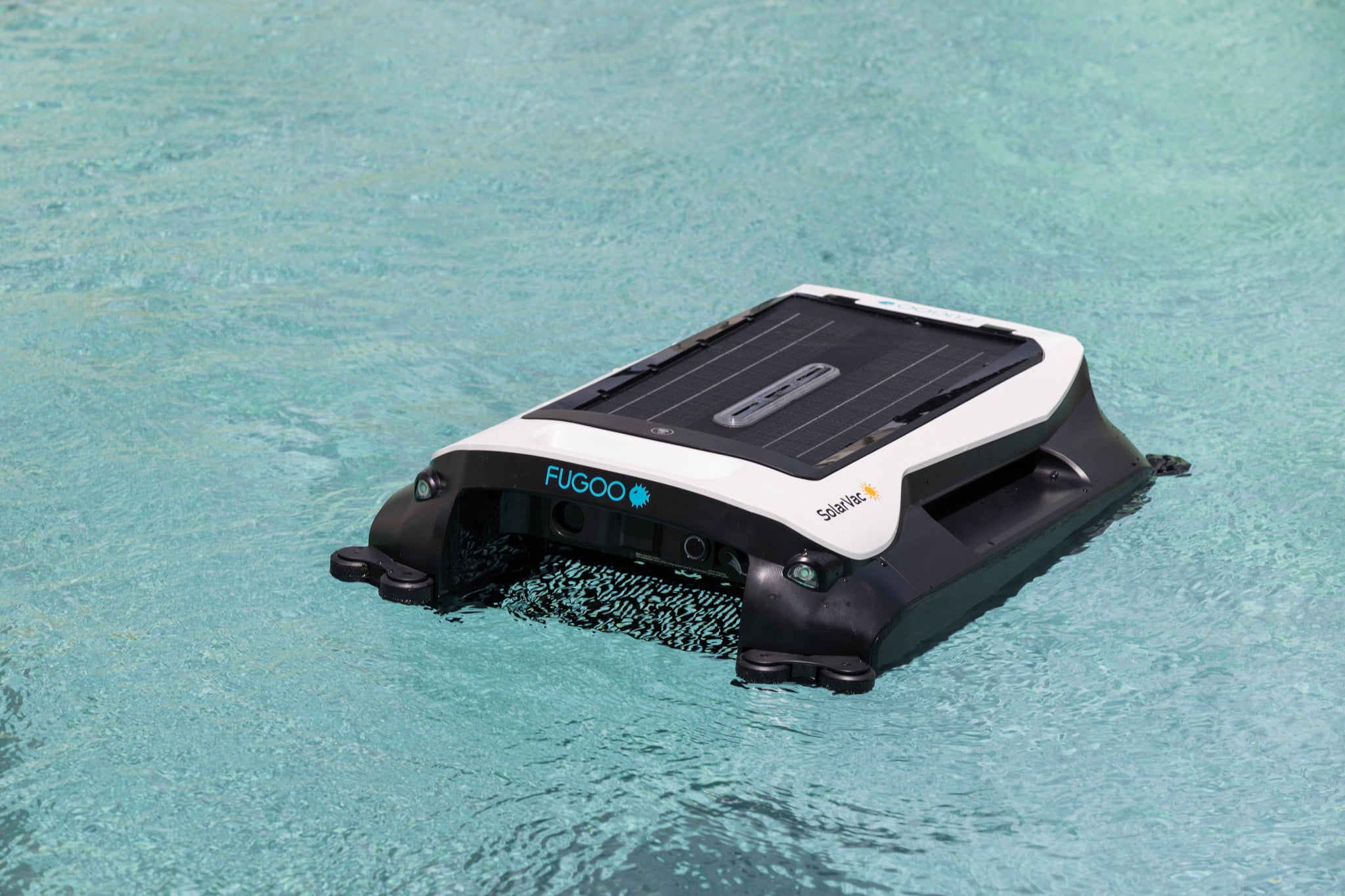 Fugoo SolarVac FSV100 Solar Powered Cordless Pool Vacuum Cleaner with App Control, 30+ Hr Battery Life, IPX7 Waterproof, Anti-Collision, Auto Navigation