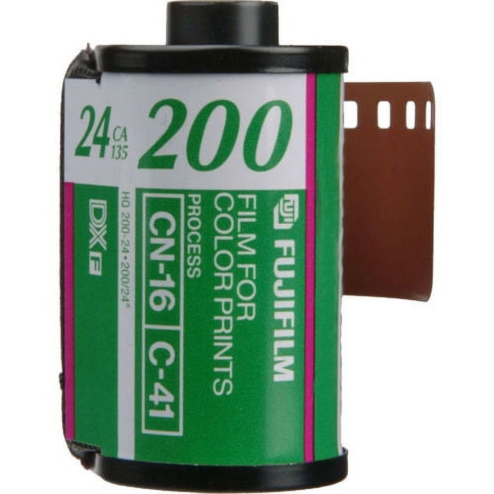 Fujifilm Fujicolor 200 Color Negative Film (35mm Roll Film, 24 Exposures)