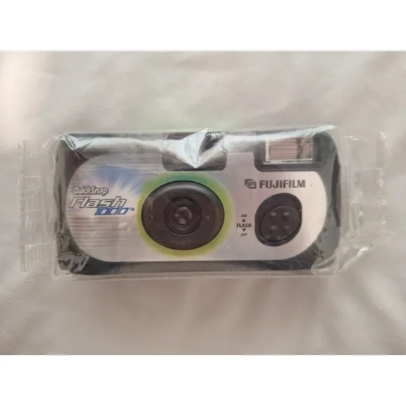 Fujifilm Quicksnap Flash 1000 Disposable Camera **New**