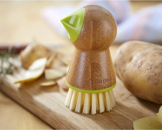 Full Circle Plastic Potato Cleaning Brushes Brush with Eye Remover