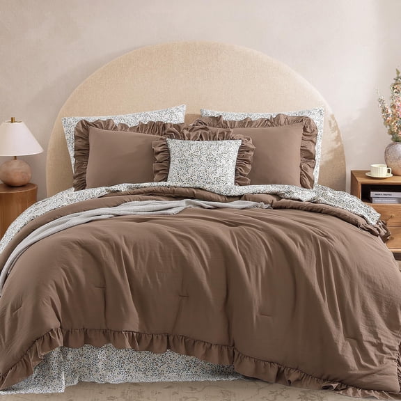 Full Amber Brown 7-Piece Ruffle Microfiber Bed-in-a-Bag Set