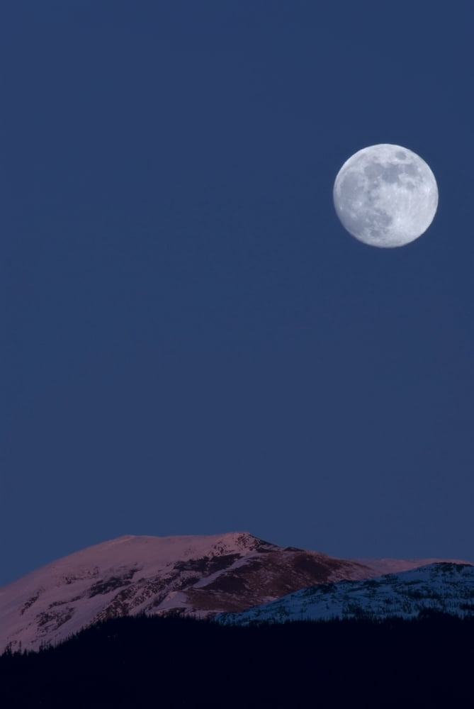 Full Moon at Alpenglow Canvas Art - Yuichi TakasakaStocktrek Images (12 x 18)