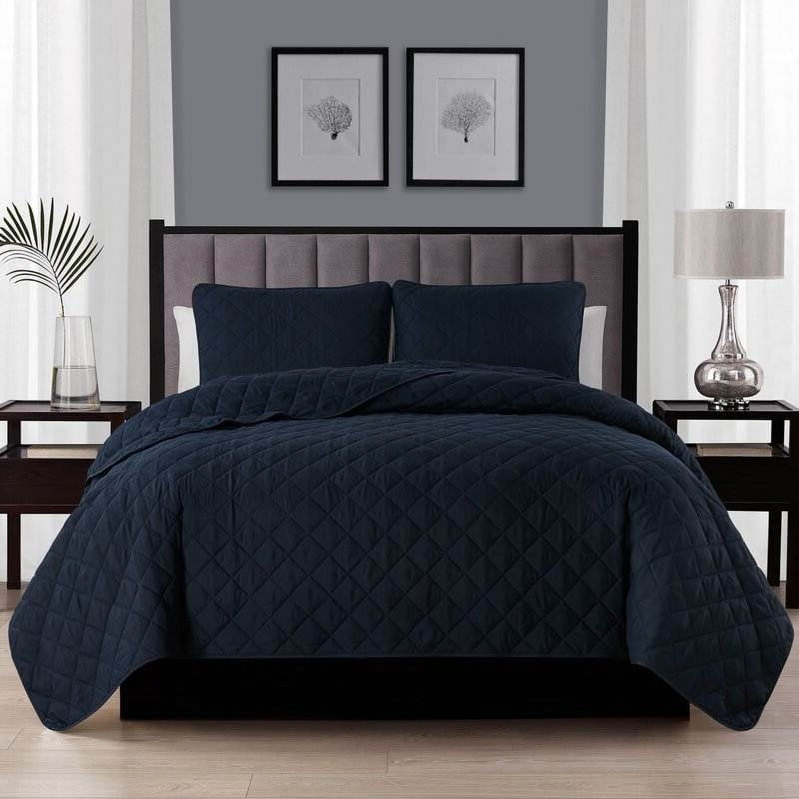 Navy Full Microfiber Diamond-Stitched Reversible Quilt Set