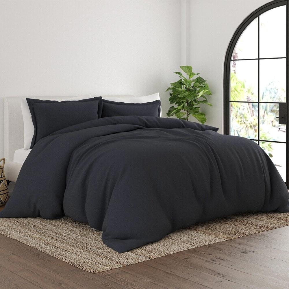 Luxurious Black Microfiber Full/Queen Duvet Cover Set with Shams