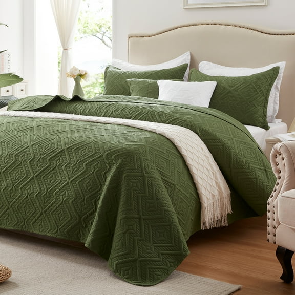 Full/Queen Quilt Set 3 Pieces, Lightweight Olive Green Bedspread-90''x98'', Soft Microfiber Summer Quilt/Coverlet, Luxurious Warm Bedding Sets for All Seasons (Includes 1 Quilt, 2 Shams)
