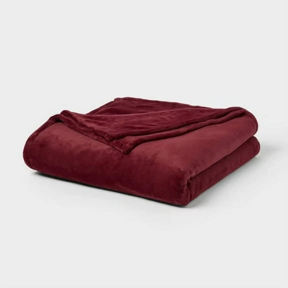 Full/Queen Ultra Soft Plush Blanket Maroon - Threshold
