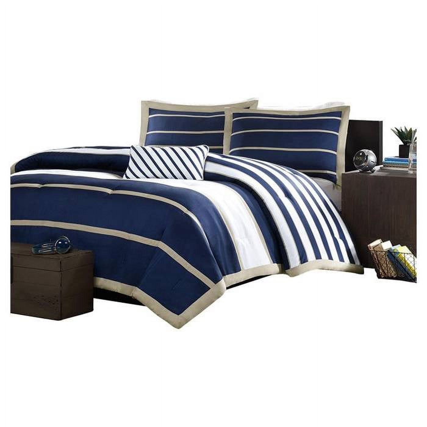 Navy Full Microfiber Bedspread Set with Edge Embellishment