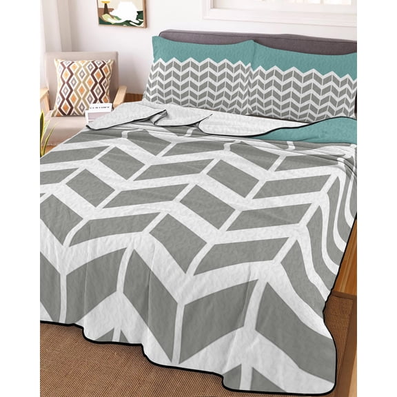 Full Quilt Bedding Set, Grey Zigzag Ripple on Teal Lightweight Coverlet Summer Comforter Set Soft Microfiber Bedspread, Abstract Chevron Stripes 3 Piece Quilt Set with 2 Pillow Shams All Seasons Use
