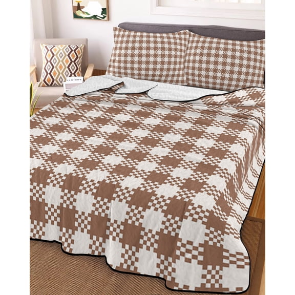 Full Quilt Bedding Set, Retro Geometric Buffalo Tartan Lightweight Coverlet Summer Comforter Set Soft Microfiber Bedspread, Chic Plaid Khaki White 3 Piece Quilt Set with 2 Pillow Shams