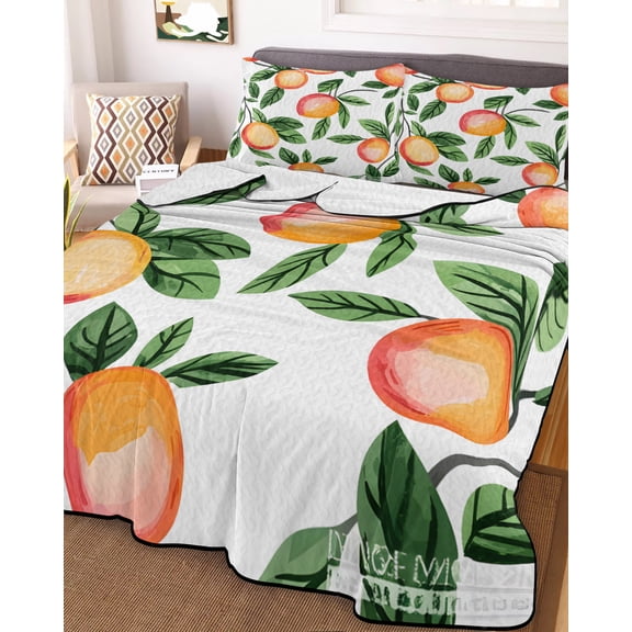 Full Quilt Bedding Set, Spring Summer Country Peach on White Lightweight Coverlet Summer Comforter Set Soft Microfiber Bedspread, Farmhouse Green Leaves 3 Piece Quilt Set with 2 Pillow Shams