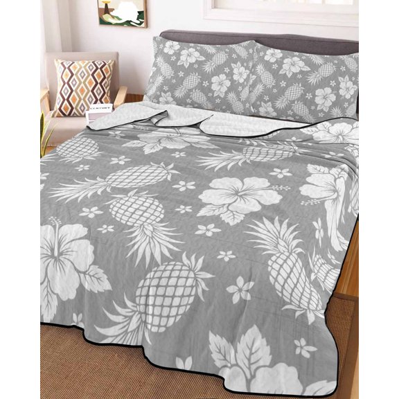 Full Quilt Bedding Set, Summer Flower Pineapple on Gray Lightweight Coverlet Summer Comforter Set Soft Microfiber Bedspread, Tropical Fruit Floral Plant 3 Piece Quilt Set with 2 Pillow Shams