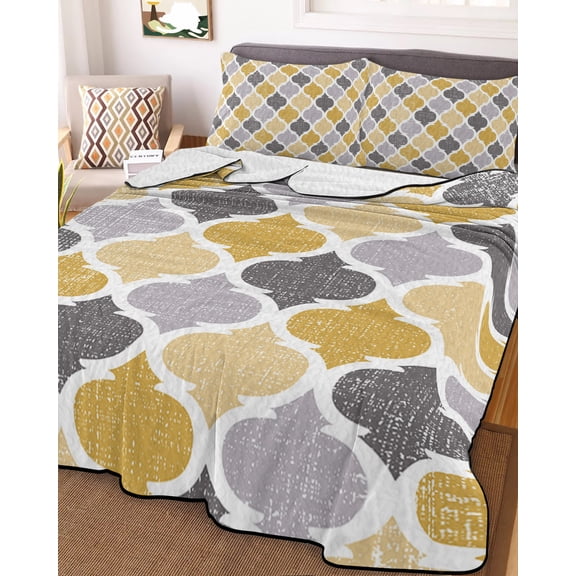 Full Quilt Bedding Set, Yellow Grey Retro Moroccan Pattern Lightweight Coverlet Summer Comforter Set Soft Microfiber Bedspread, Abstract Geometric Art 3 Piece Quilt Set with 2 Pillow Shams