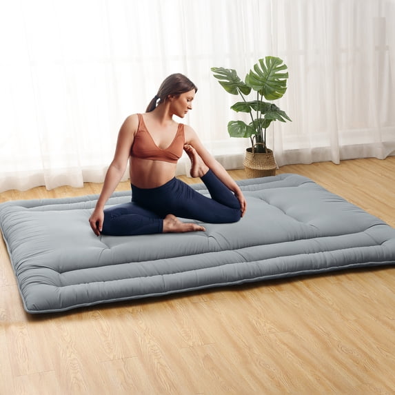 Full Size Foldable Floor Mattress, Japanese-Style Roll-Up Foam Sleeping Mat, Space-Saving Tatami Floor Bed for Living Room or Bedroom, Light Gray