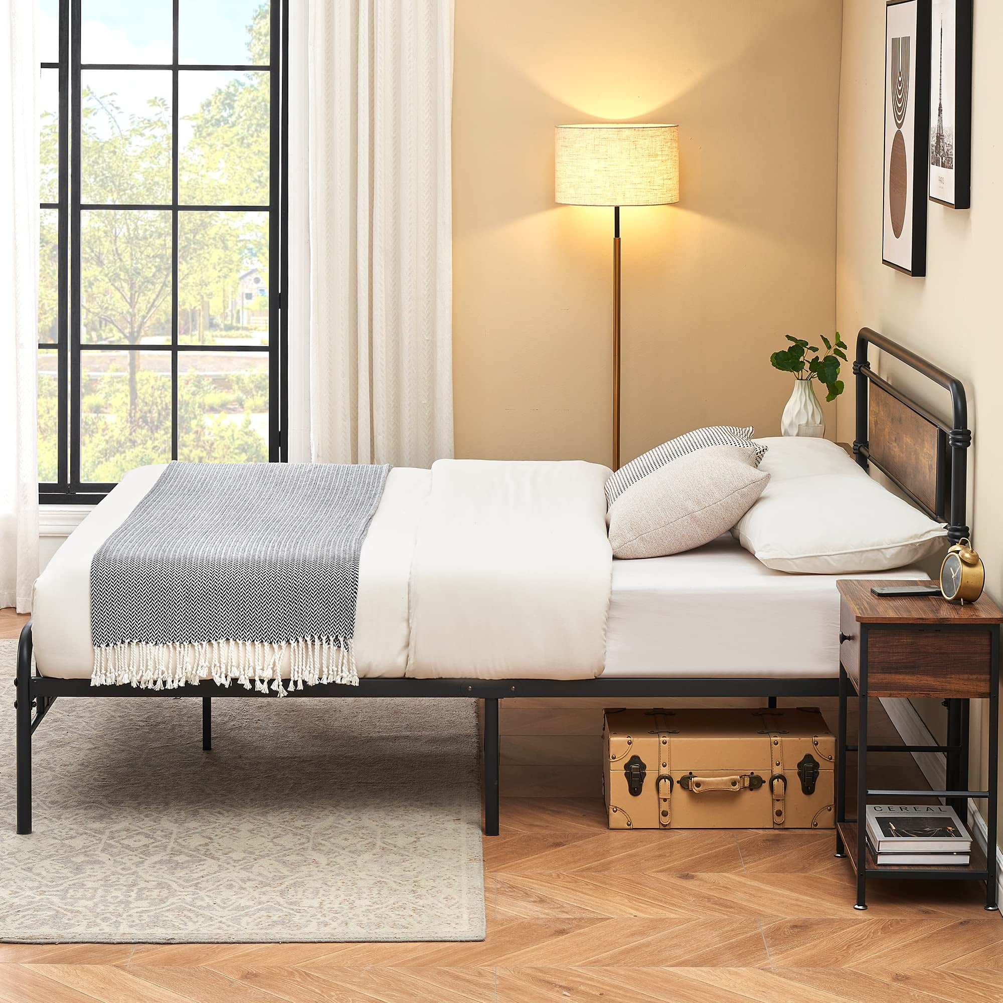 Full Size Platform Bed Frame with Rustic Vintage Wood Headboard