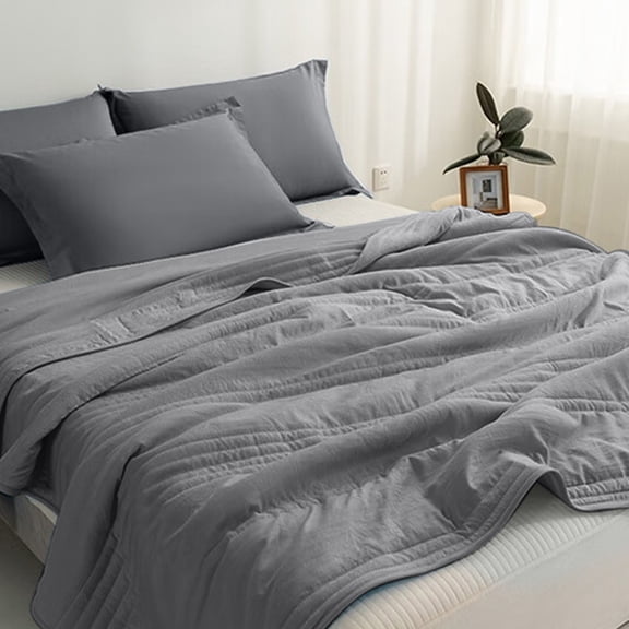 Full Size Quilt,Summer Quilt Queen,Lightweight Quilt Solid Color Machine Washable Conditioning Quilt Summer Cool Thin Fiber Quilt for All Ages Quilts for Queen Bed(Gray 60*40in)