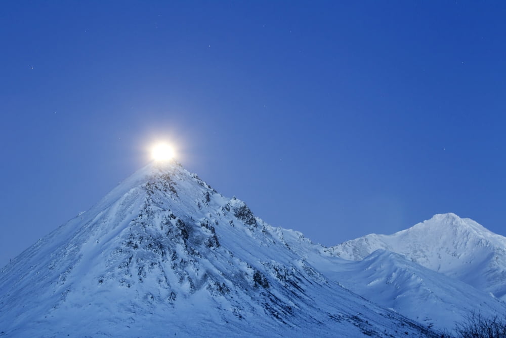 Full moon over Ogilvie Mountains Canada Canvas Art - Joseph BradleyStocktrek Images (18 x 12)