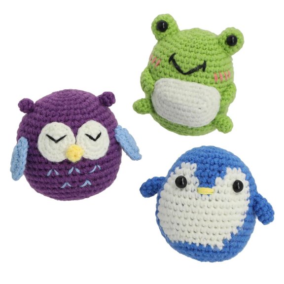 Fun Express DIY Animals Beginner Crochet Yarn Craft Kit - Makes 3