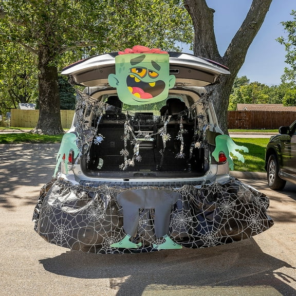 Fun Express Deluxe Zombie Trunk-or-Treat Decorating Kit – 9 Piece