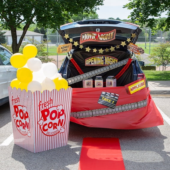 Fun Express Movie Night Theater Trunk-or-Treat Decorating Kit - 16 Piece