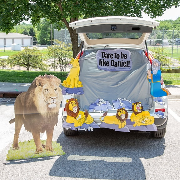 Fun Express Religious Daniel & the Lions’ Den Trunk-or-Treat Decorating Kit - 12 Pieces