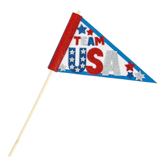 Fun Express Team USA Pennant Flag Craft Kit - Makes 12