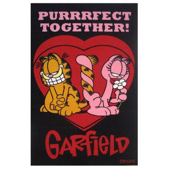 Garfield Nylon 39"x 58" Purrfect Together Area Rug in Multi-Color