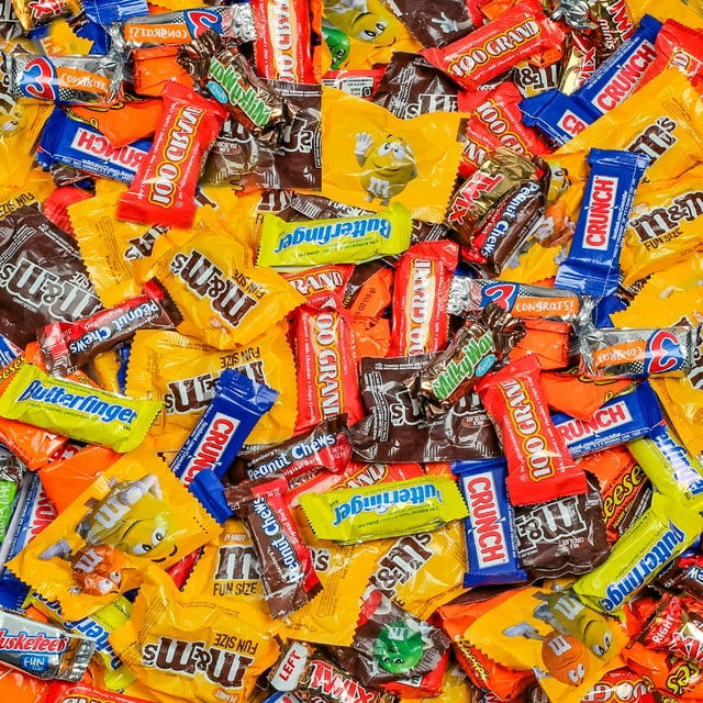 Fun Size Candy Trick Or Treat Candies 3.2 Pounds Candy Assortment