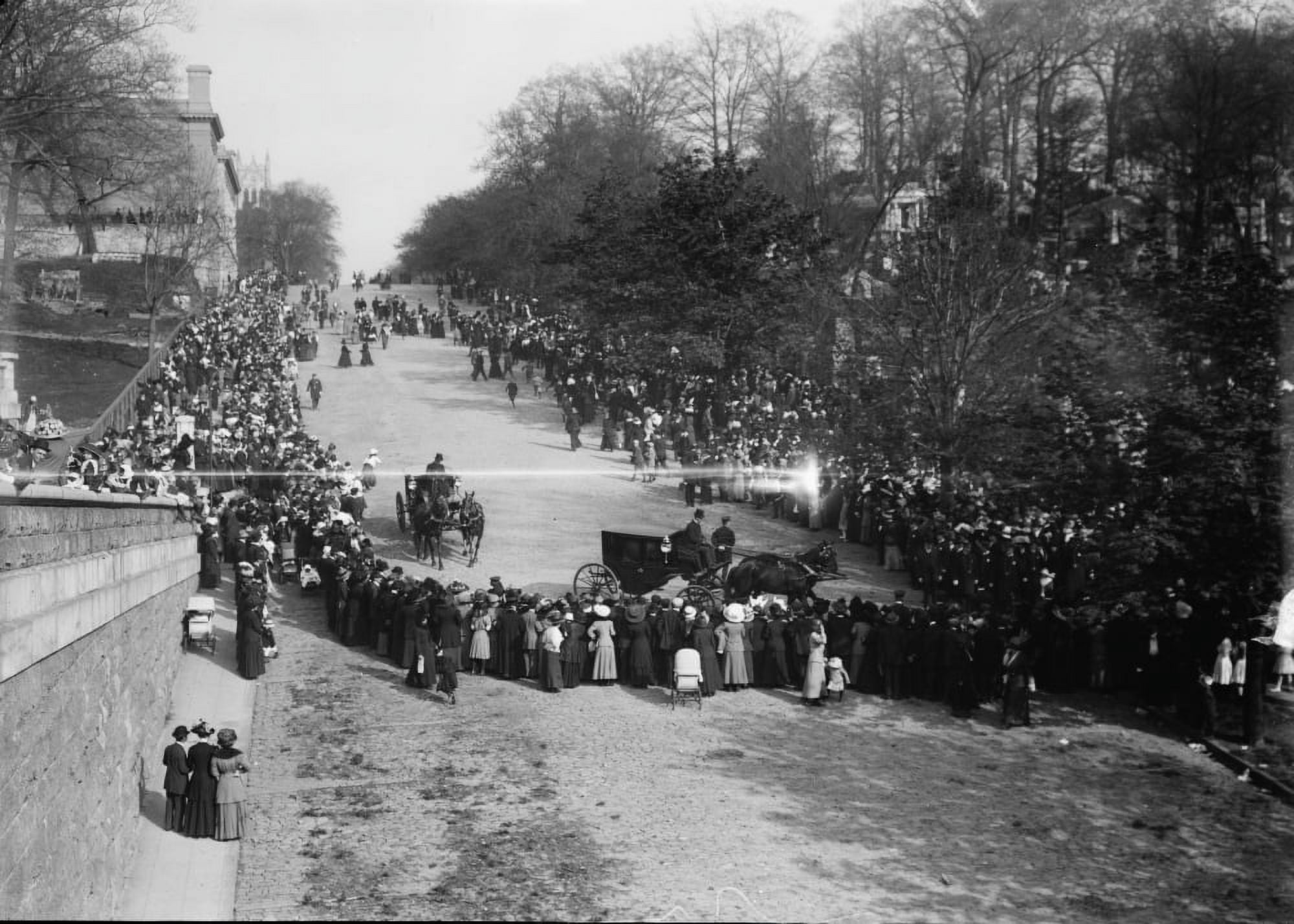 Funeral of John Jacob Astor who died on Titanic 4 May 1912 Canvas Art - George G Bain (24 x 36)