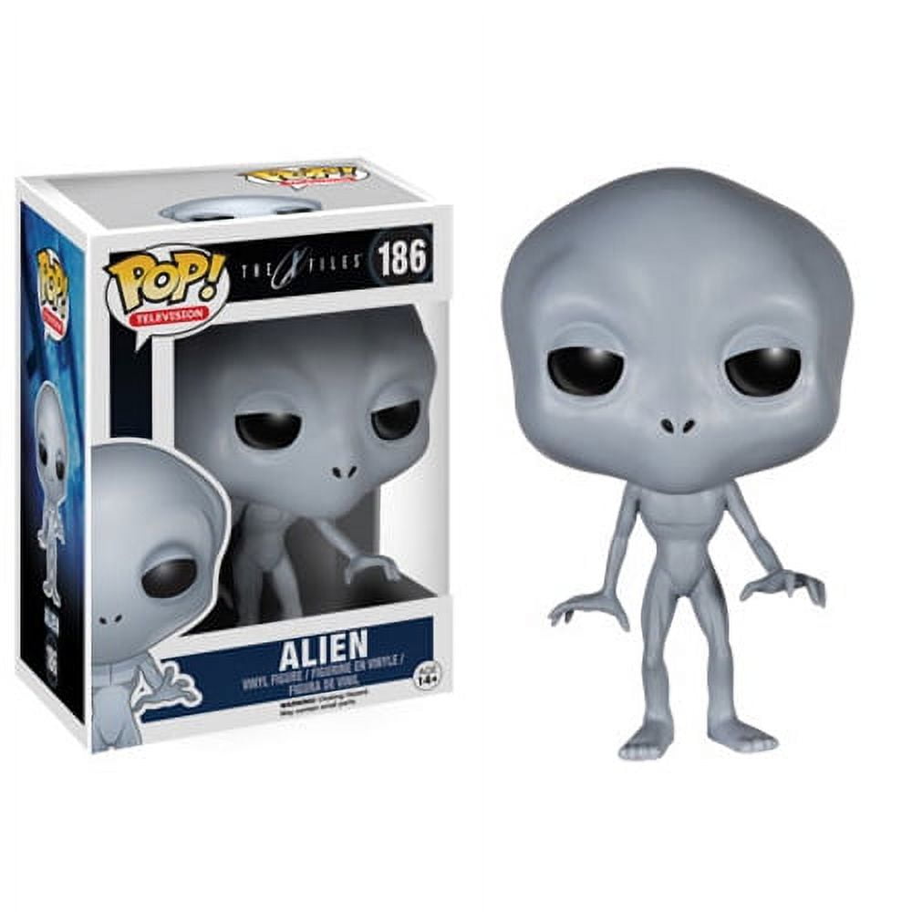 Alien Maggie: Funko Pop TV Vinyl Figure & 1 Compatible Graphic