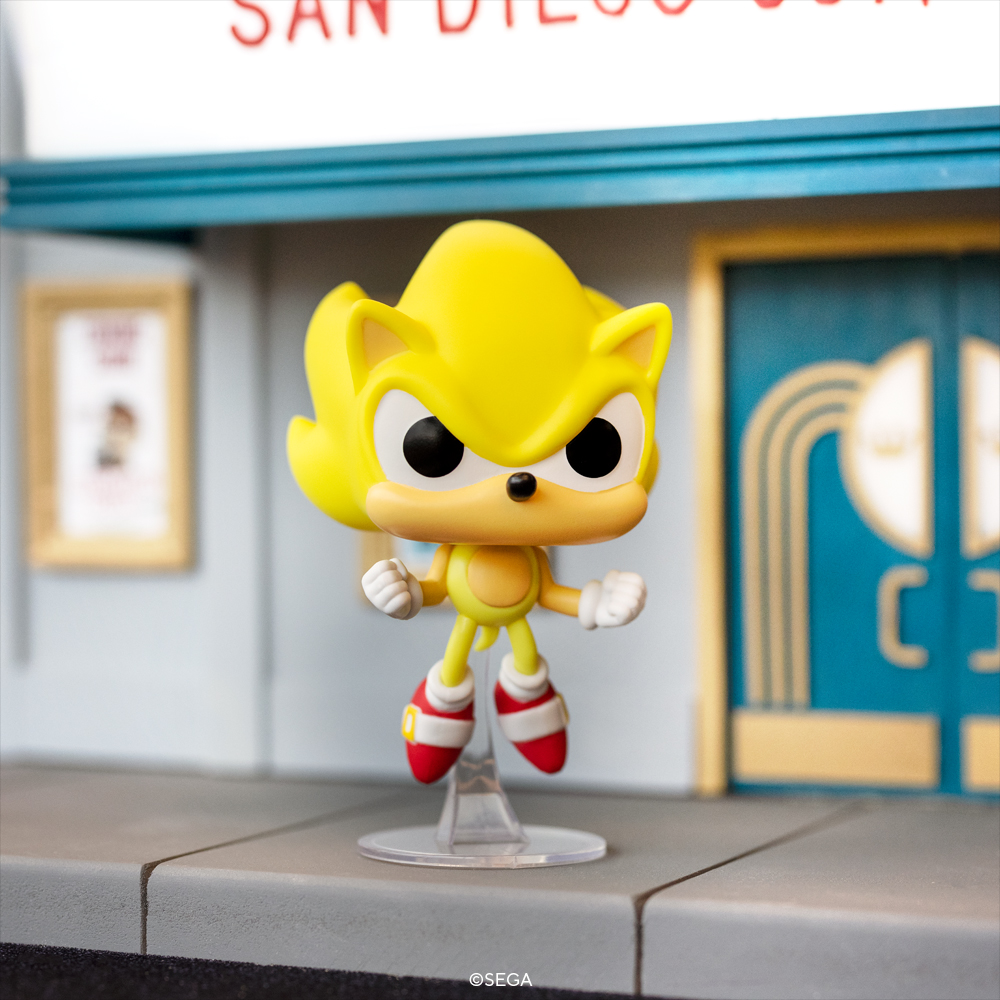 Funko Pop! Games: Sonic- Super Sonic First Appearance​ Vinyl Figure (2022 Summer Convention Limited Edition) - image 1 of 7